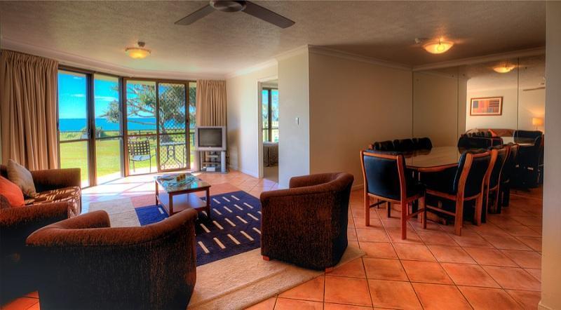 San Simeon Beachfront Apartments Tugun Gold Coast Bagian luar foto