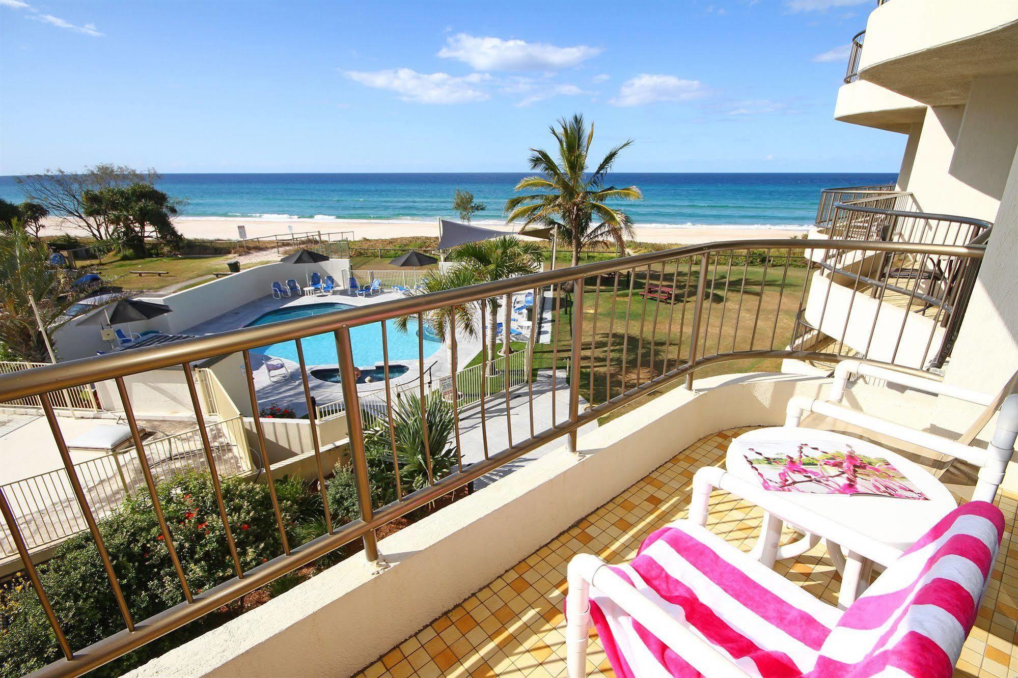 San Simeon Beachfront Apartments Tugun Gold Coast Bagian luar foto