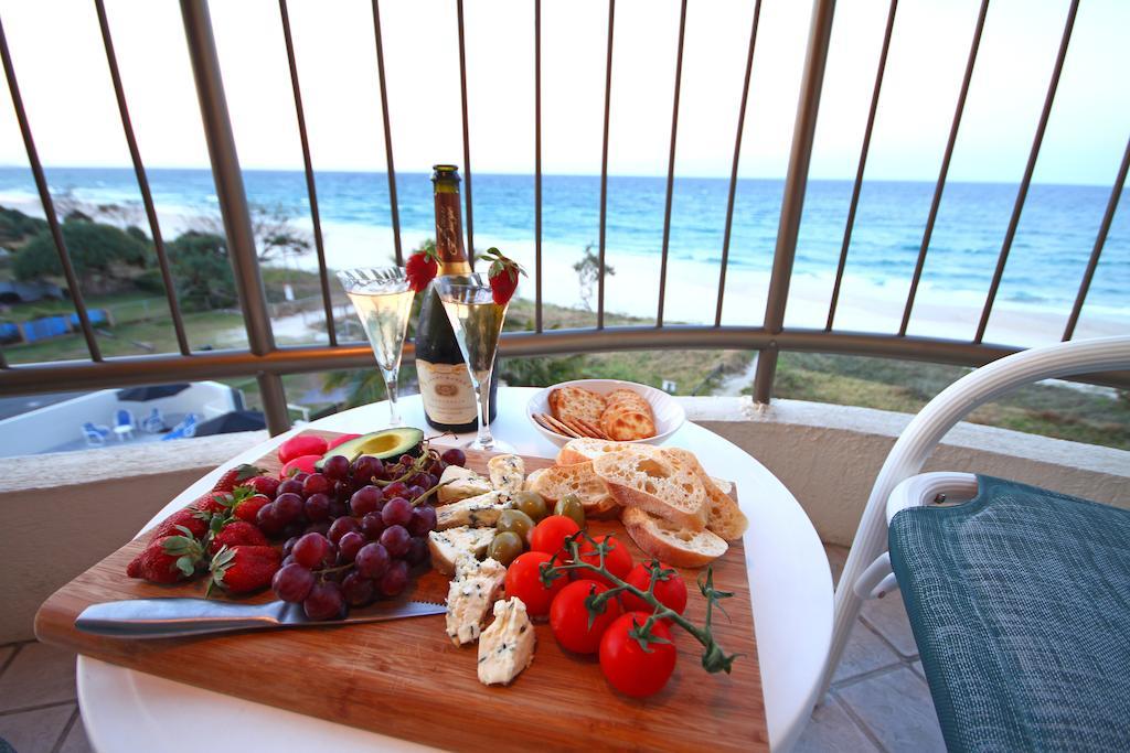 San Simeon Beachfront Apartments Tugun Gold Coast Bagian luar foto